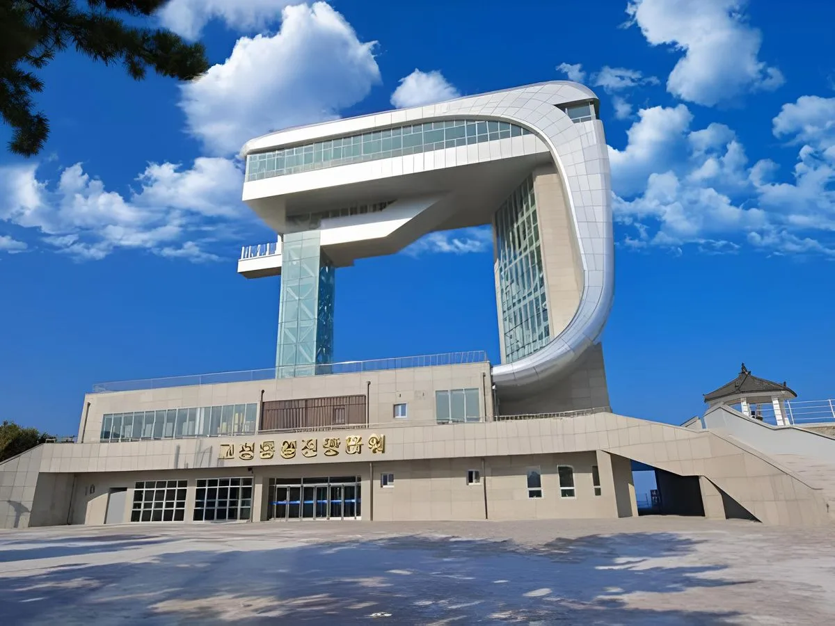 江原 高城郡の南北境界線（DMZ）日帰りツアー　高城統一展望台＋DMZ博物館＋花津浦　南北関係の歴史を知る1日＜昼食付き／日本語ガイド／ソウル発＞