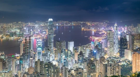 ガイド貸切・香港の二大夜景を満喫！シンフォニーオブライツ+ビクトリアピーク