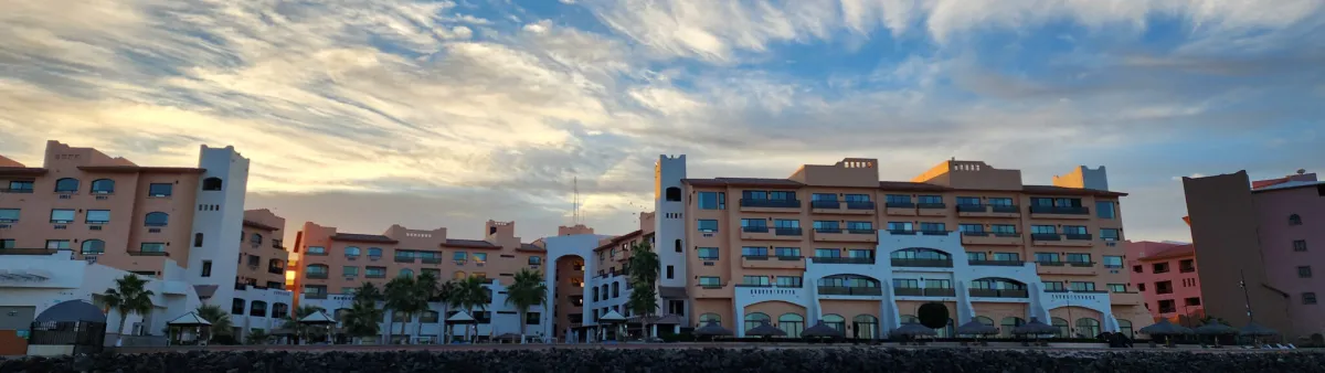 【陸路で国境越え】アメリカ⇔メキシコ｜2つの砂漠と絶景の海を巡る 3泊4日 グランドゴールデンサークル