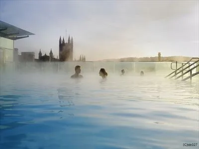 バス（Bath）の語源バースでスパ体験とローマンバス入場観光　～優雅な名門マナーハウスホテルでフルアフタヌーンティーを楽しむ～