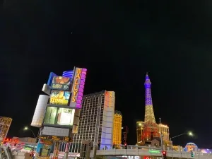 夜のお散歩決定版！ラスベガス ナイトウォーキングフォトツアー